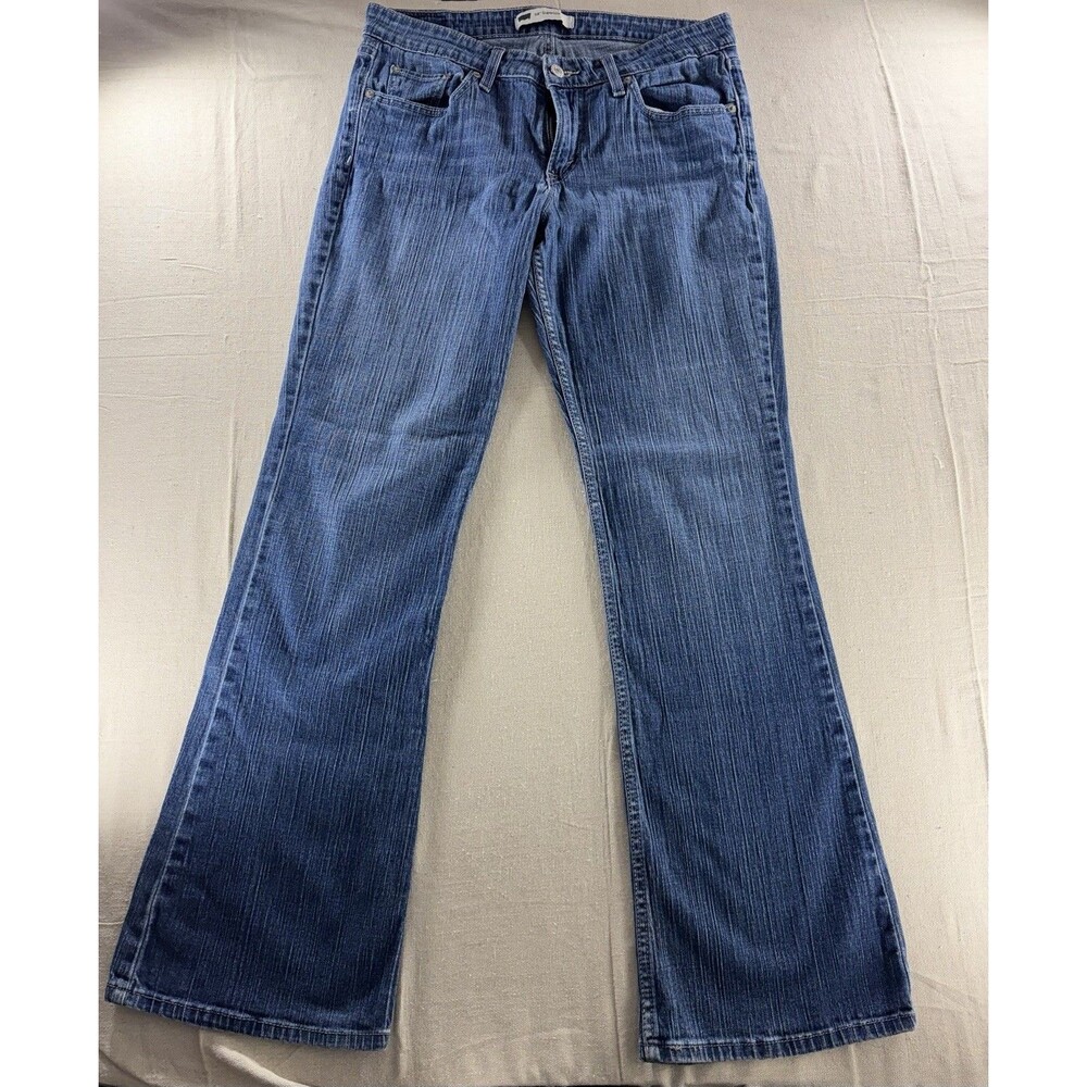 Levi's Women's 518 Superlow Bootcut Jeans Size 11M Medium Wash Blue Denim